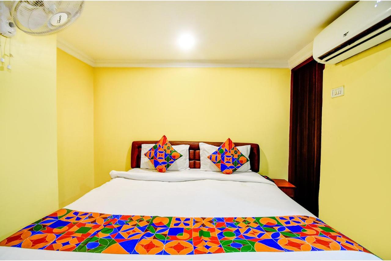 Fabhotel Raj Darbar Kolkata Exterior photo