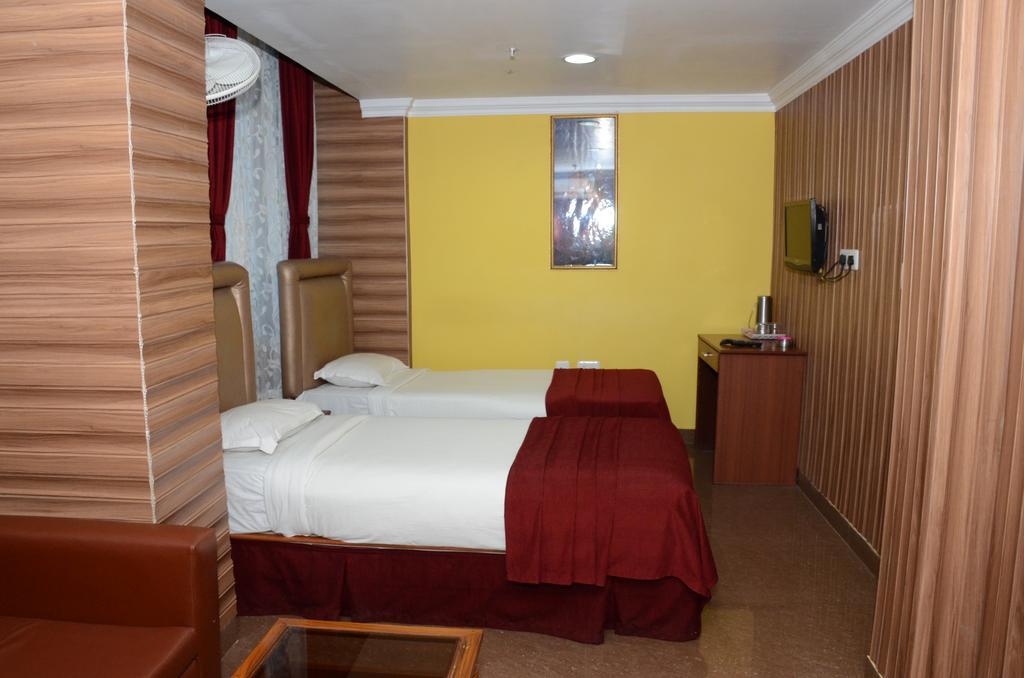 Fabhotel Raj Darbar Kolkata Exterior photo
