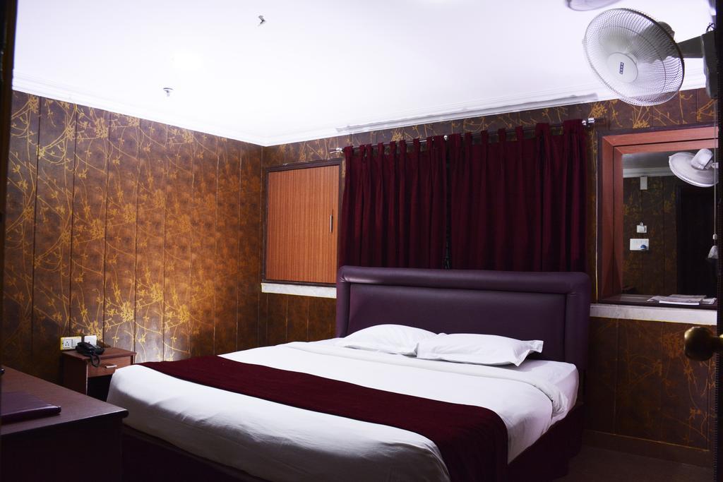 Fabhotel Raj Darbar Kolkata Exterior photo