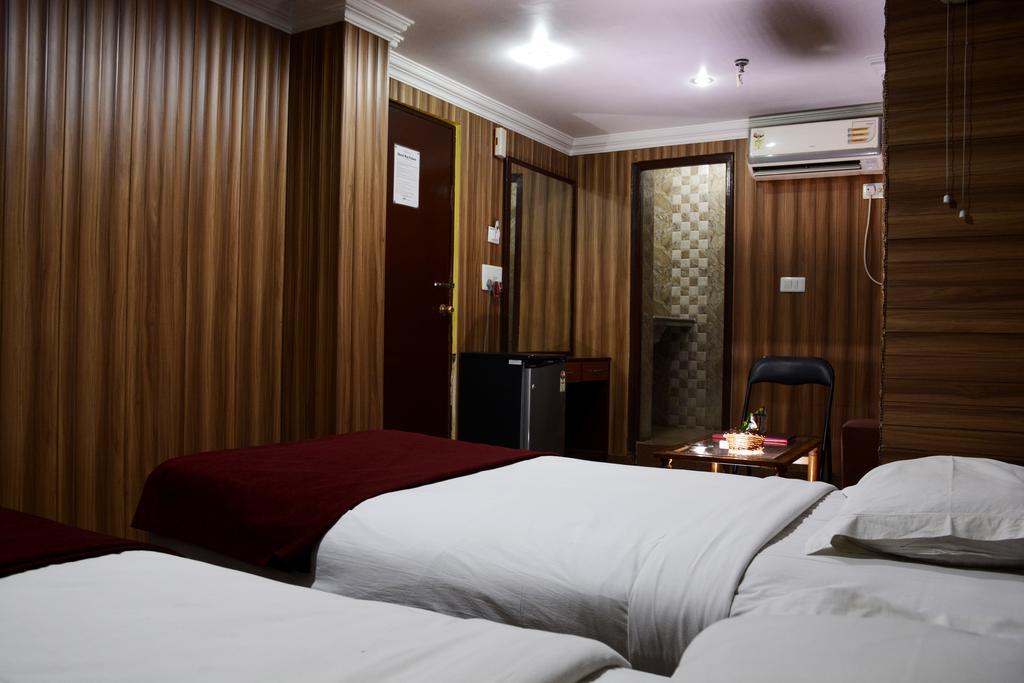 Fabhotel Raj Darbar Kolkata Exterior photo